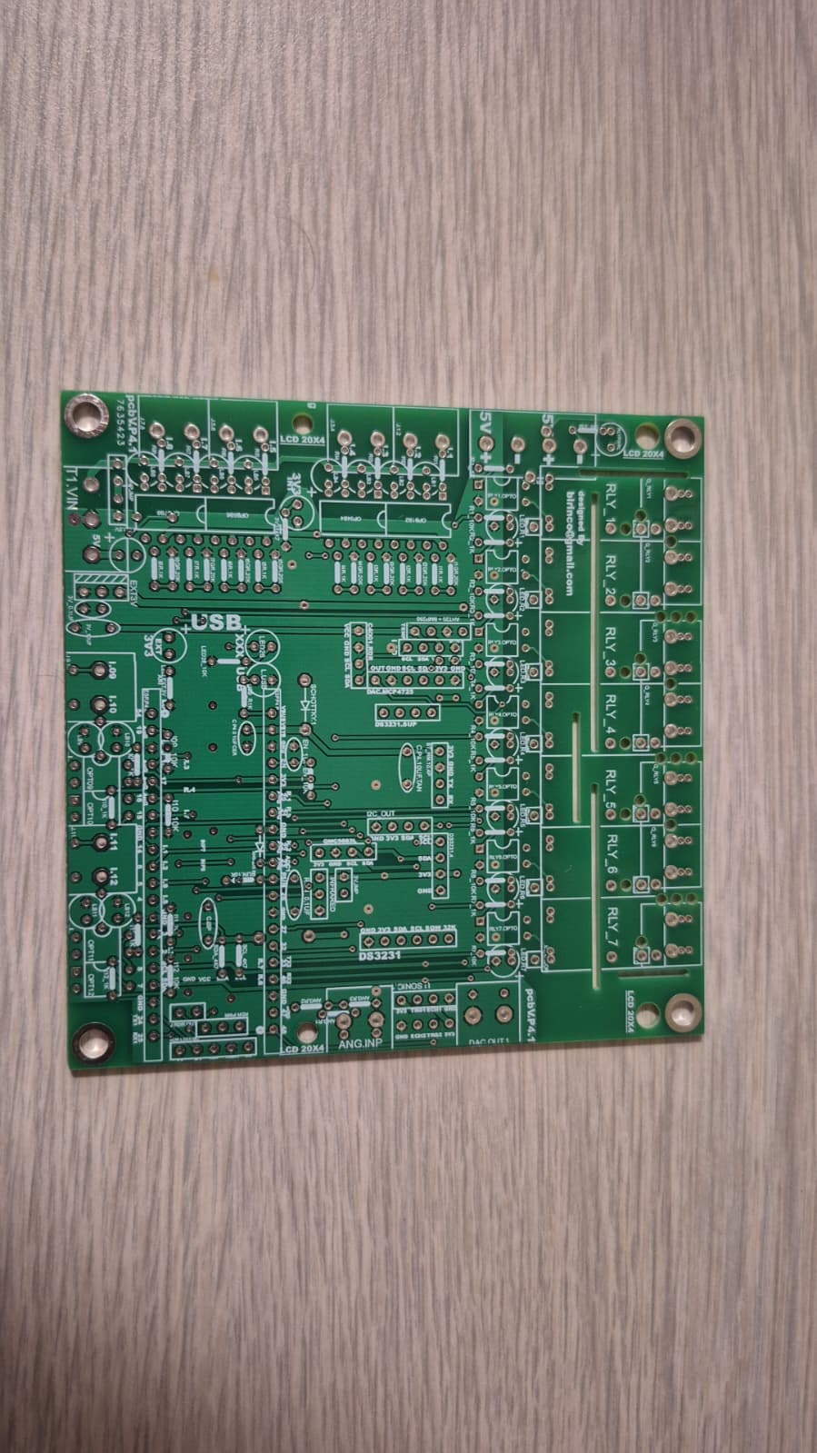 PCB product review photo