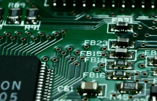 Maintaining PCB Signal Integrity in Harsh Environments: Challenges and Practical Guidelines