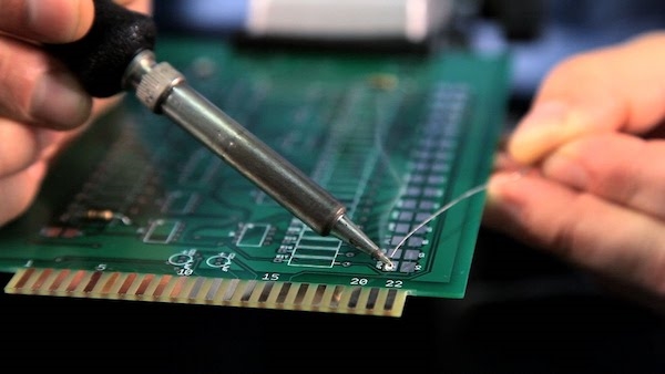 Hand Soldering for Prototyping: Quickly Assembling and Testing Your Electronic Designs