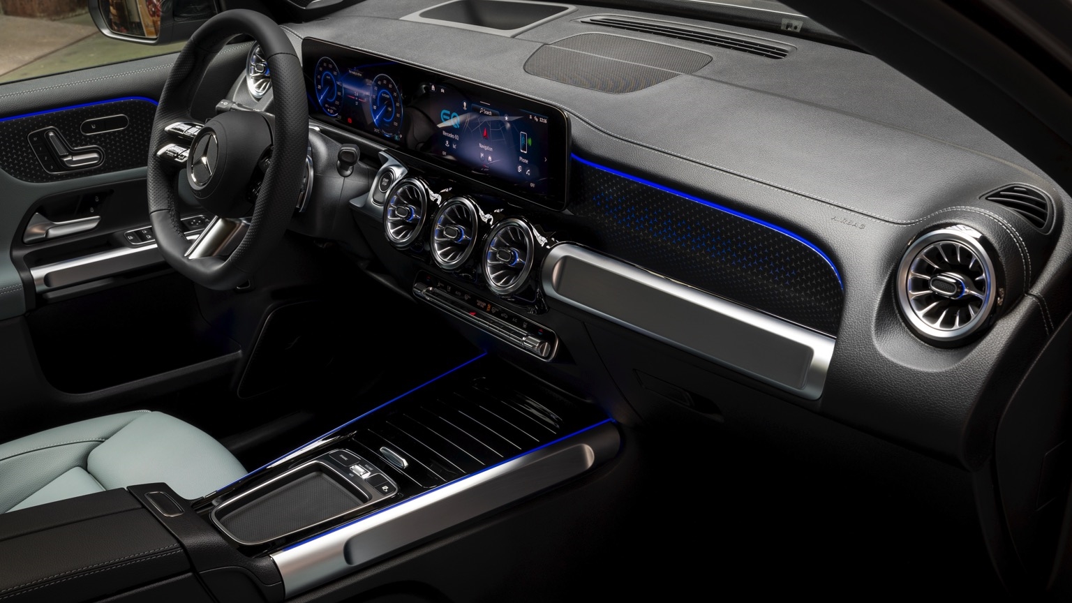 Teardown: Mercedes BLE and NFC Car Module