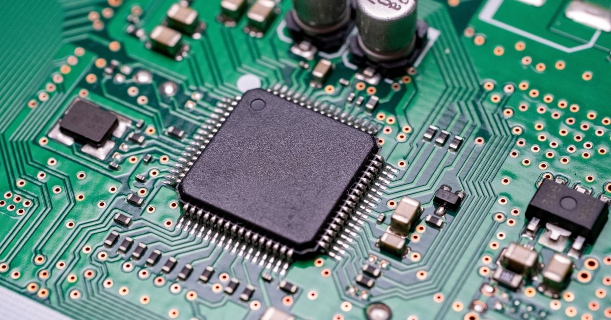 PCB Manufacturing Process: A Step by Step Guide