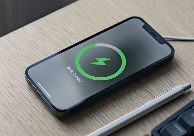 Practical Tips to Extend Smartphone Battery Life