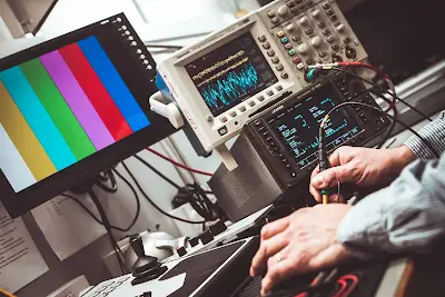 Oscilloscope Fundamentals for PCB Design, Signal Integrity, and Manufacturing Validation