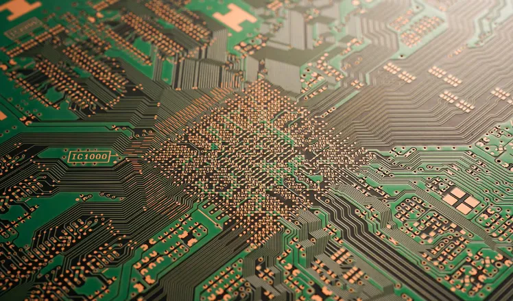 RF PCB Ground Plane with Via Fencing