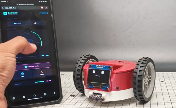 Phone control funtion of the desk robot