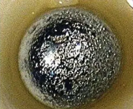 Slightly speckled surface typical of SAC alloy balls