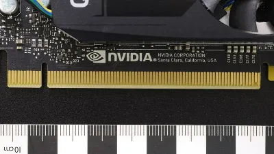 Wireless-module gold fingers mating with a card socket