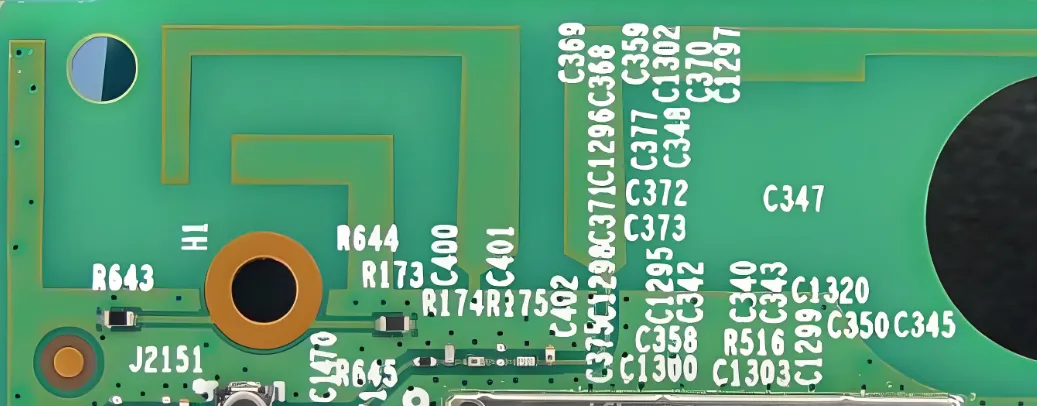 PCB trace antenna layout used in place of a discrete antenna