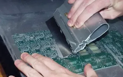 Applying solder paste on PCB using a metal stencil