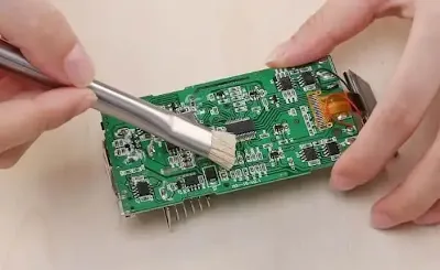 Rinsing PCB after solder mask application in a cleaning setup