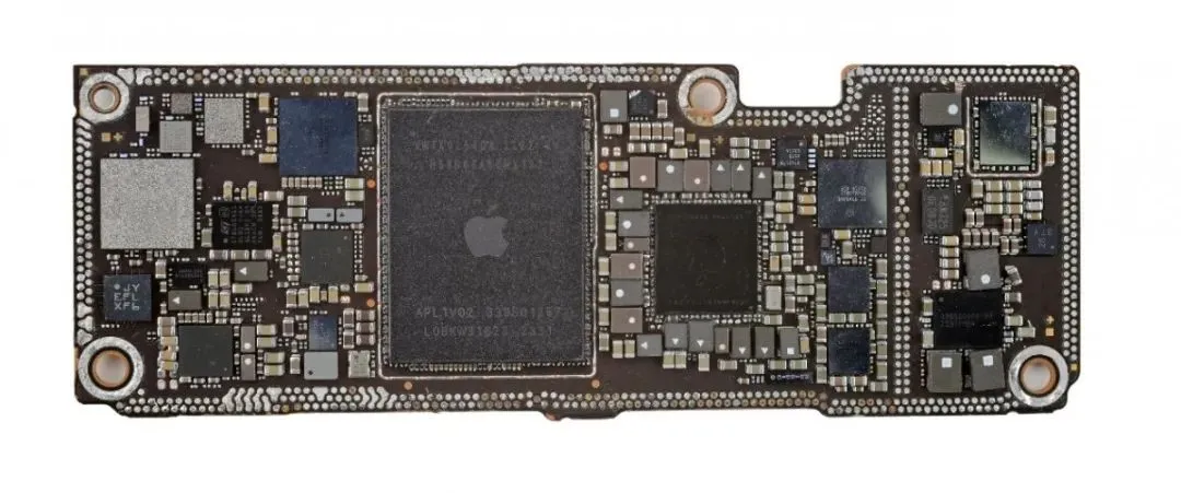 iPhone 15 logic board iFixit