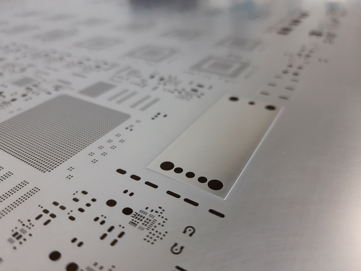 Step Stencils: Optimizing Solder Paste Deposition for Mixed-Component PCBs