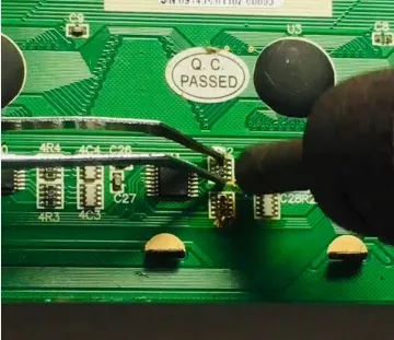 Step-by-step SMD parts removal with soldering iron showing flux application, even heating, and clean pad results on PCB